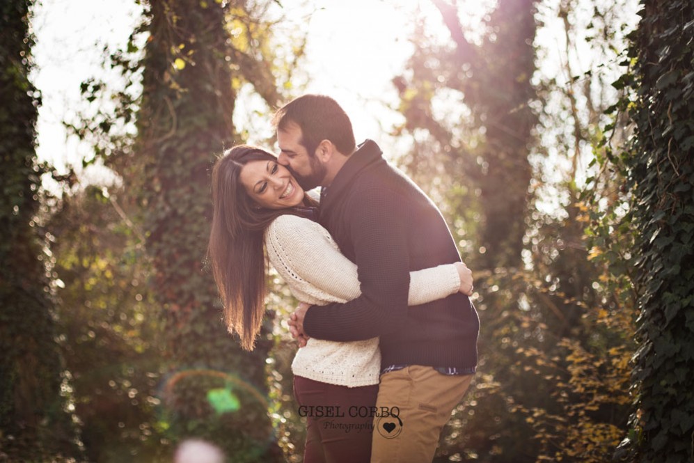 021 sesion fotos rustica bosque girona beso novios